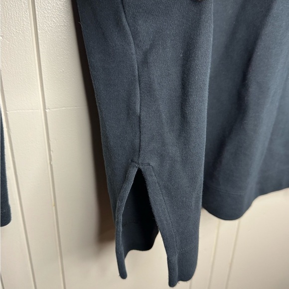 Nike Black Long Sleeve Top (Small) - Picture 4 of 12